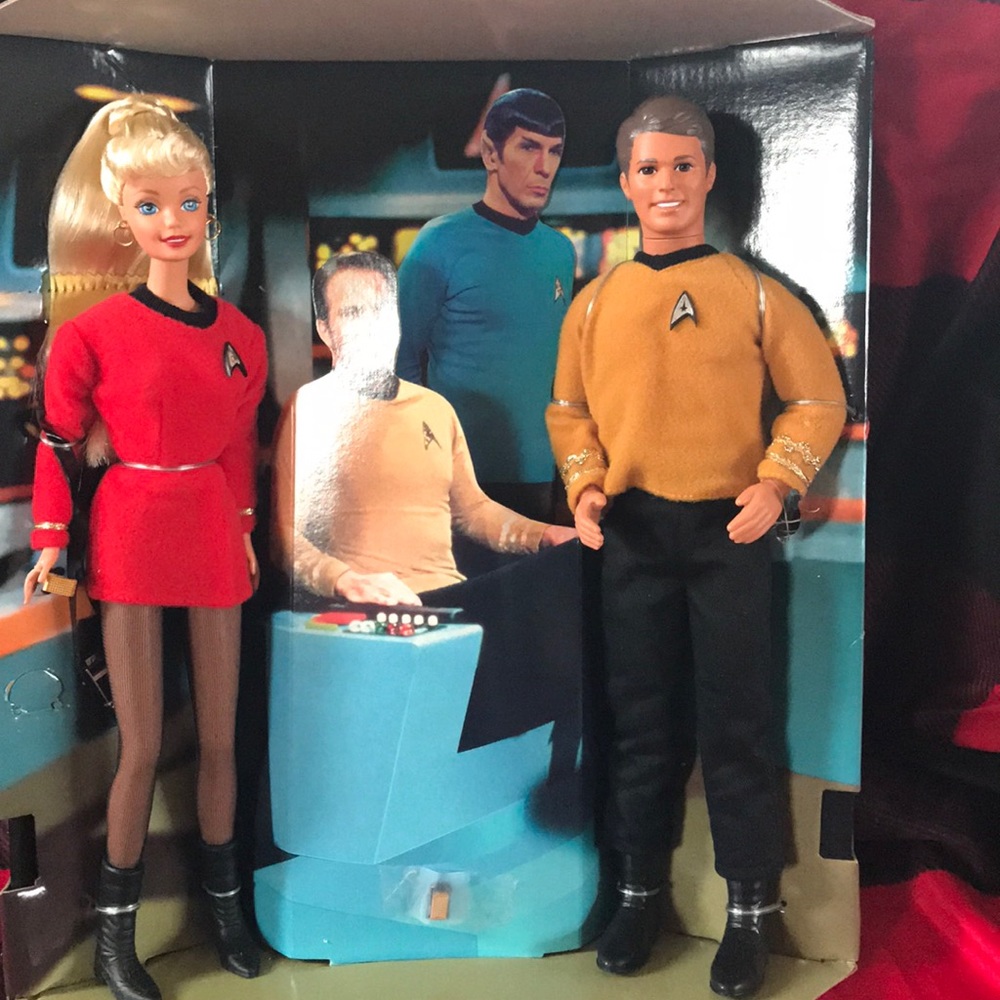 New Collector Star Trek Barbie and Ken !